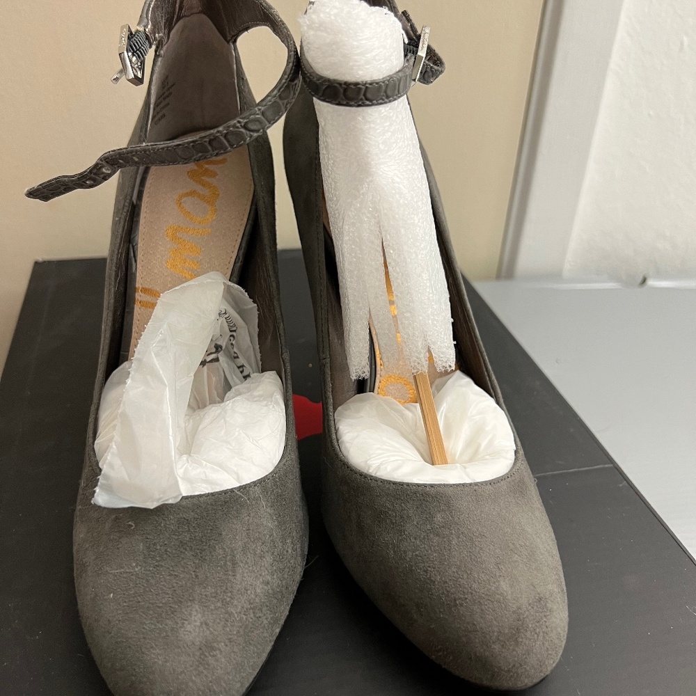 Suede heels